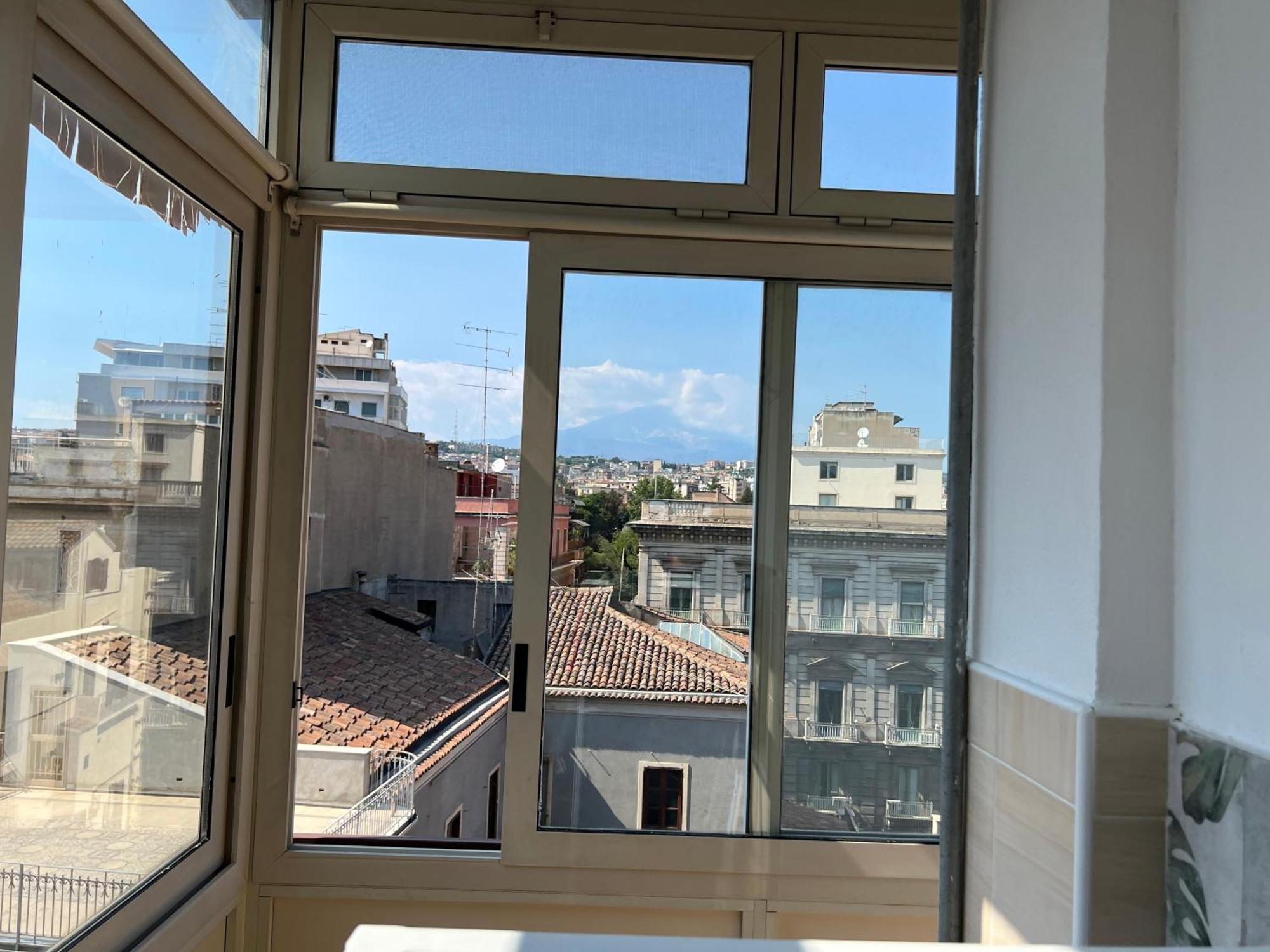 Wonderful Via Etnea Apartment Catania Luaran gambar