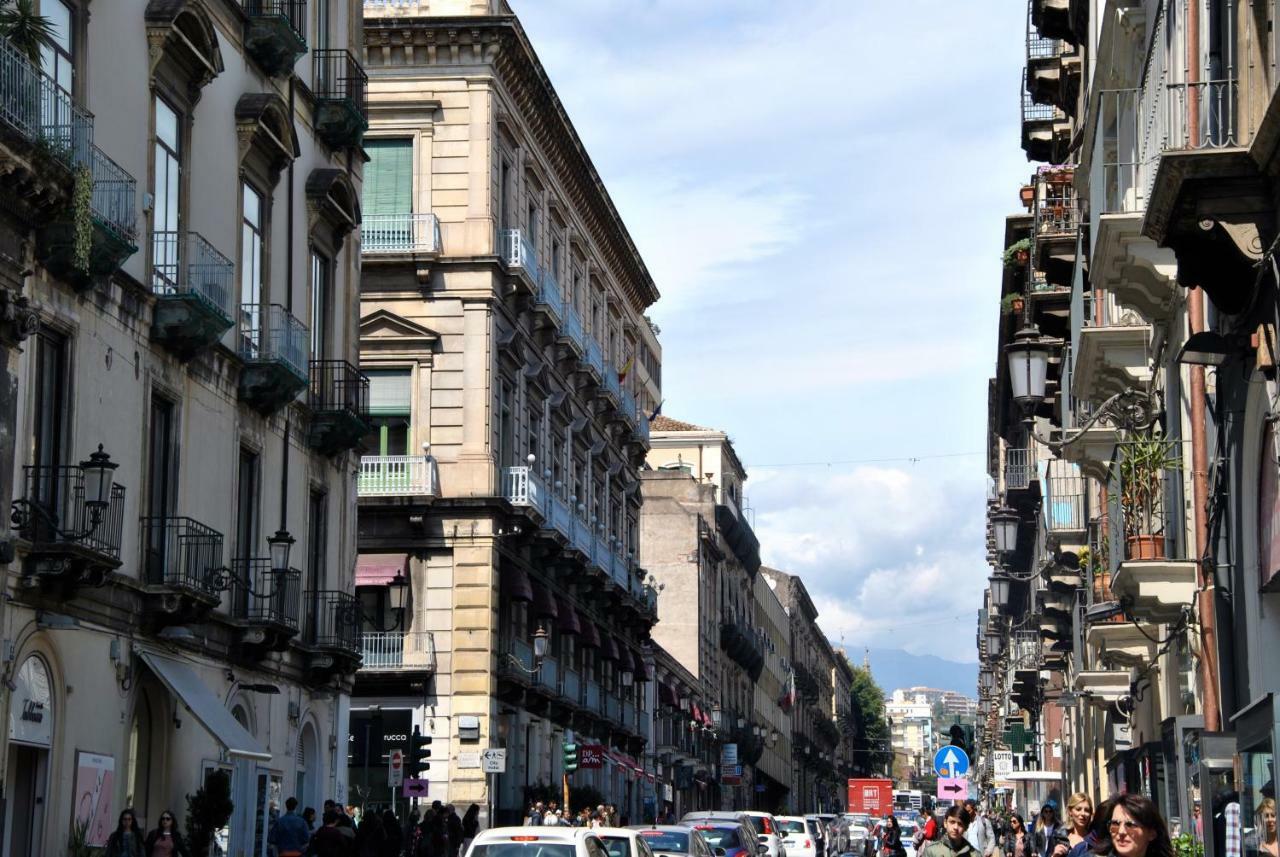 Wonderful Via Etnea Apartment Catania Luaran gambar
